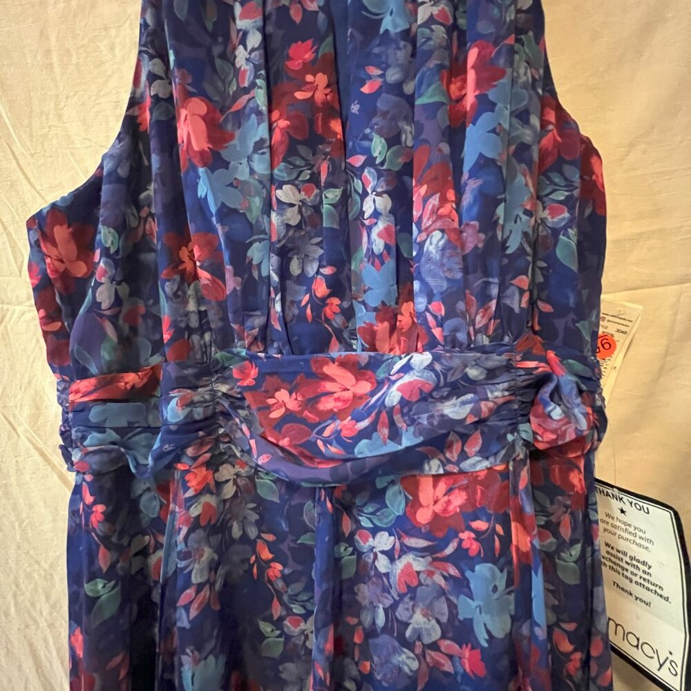 R&M RICHARDS DRESS - Picture 3 of 5